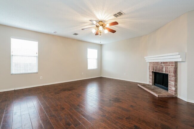 Building Photo - 8712 Cove Meadow Ln