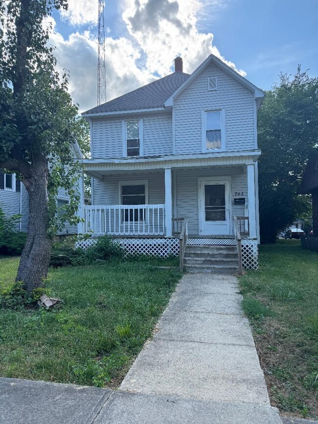 Primary Photo - 743 S Wildwood Ave