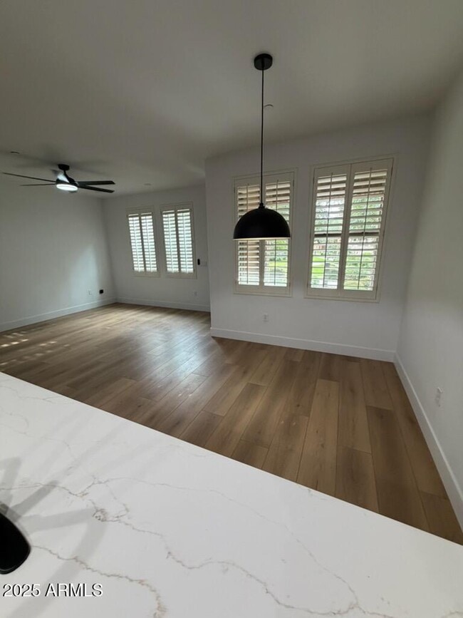 Building Photo - 17850 N 68th St