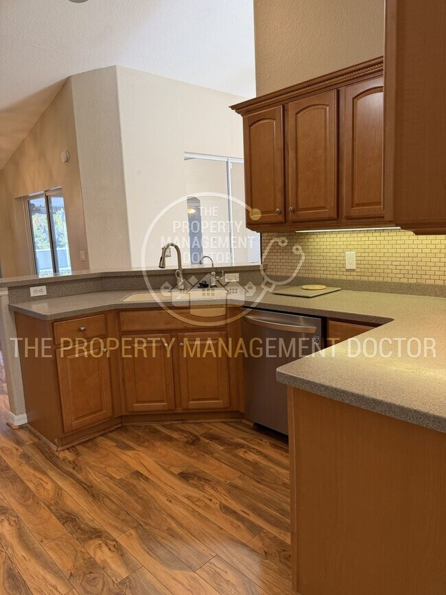 Building Photo - Stunning 4-Bedroom Pool Home with 3-Car Garage in North Port!