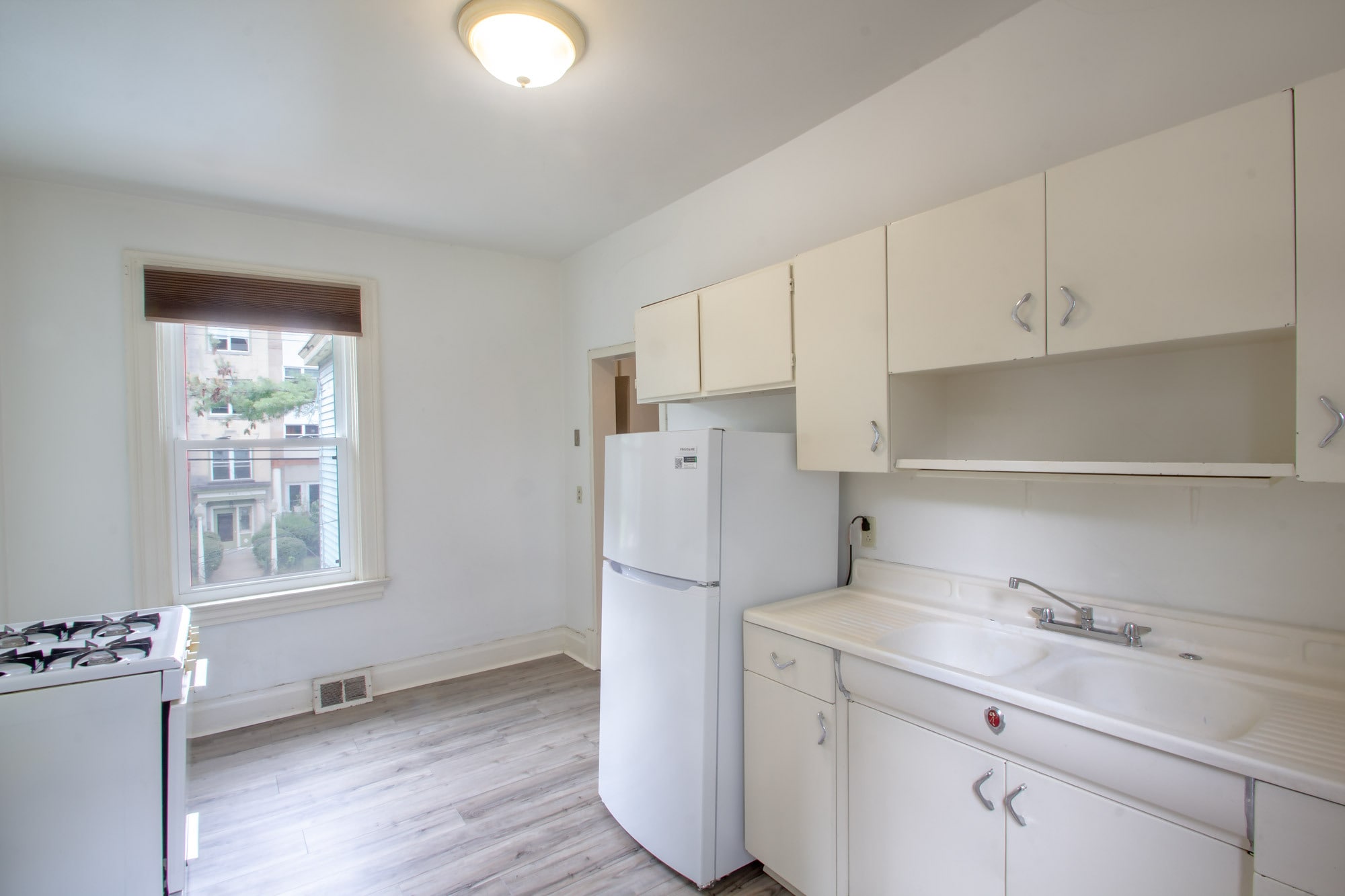 Building Photo - 426 Biddle Ave