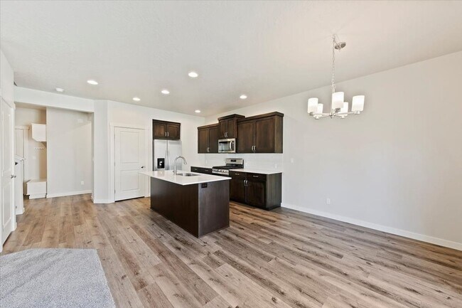 Building Photo - Meridian Spacious Retreat with Neighborhoo...