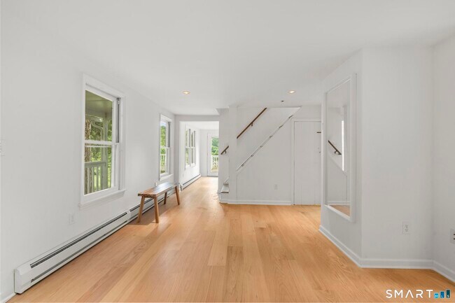 Building Photo - 317 Skiff Mountain Rd