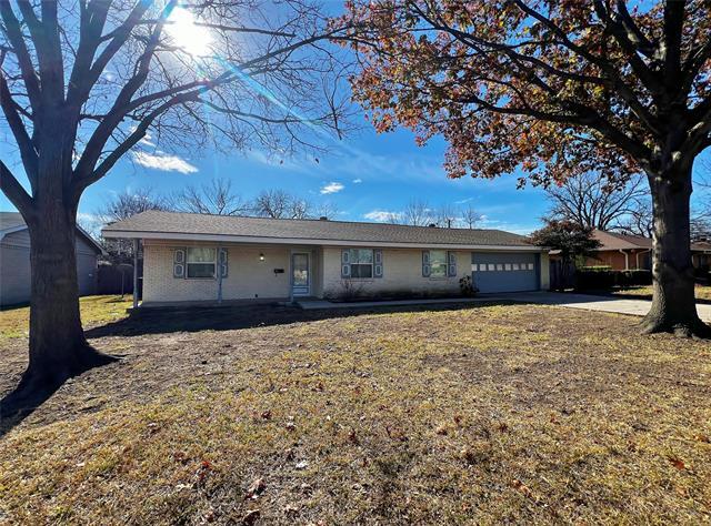 Building Photo - 725 Danish Dr