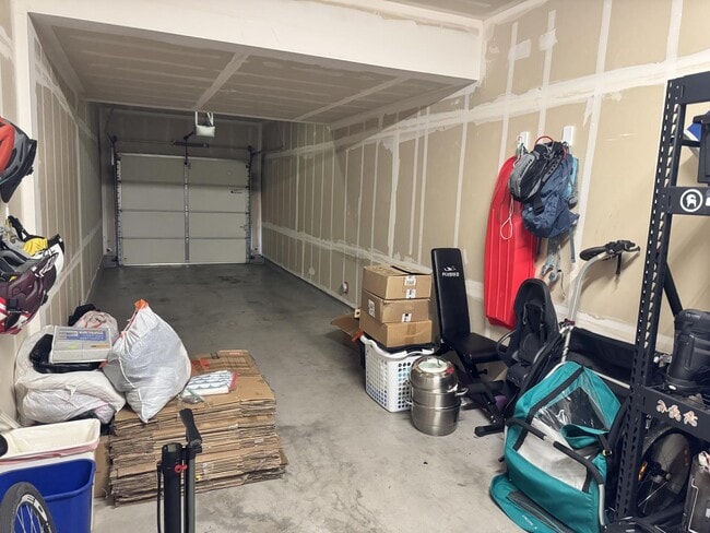 Building Photo - 579 Santa Rosalia Terrace