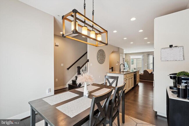 Building Photo - 22979 Cabrillo Terr