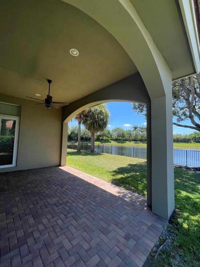 Building Photo - 8186 NW 105th Ln