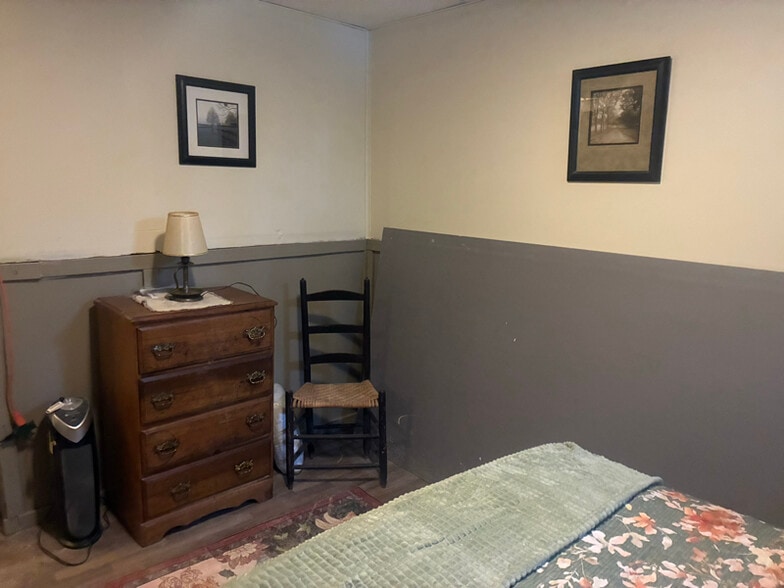 Building Photo - 9 Hampshire Ln