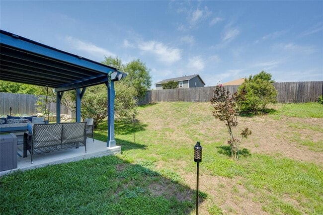 Building Photo - 148 Buttercup Way