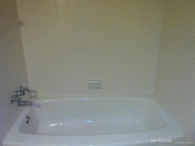 Building Photo - 1941 Orleans St