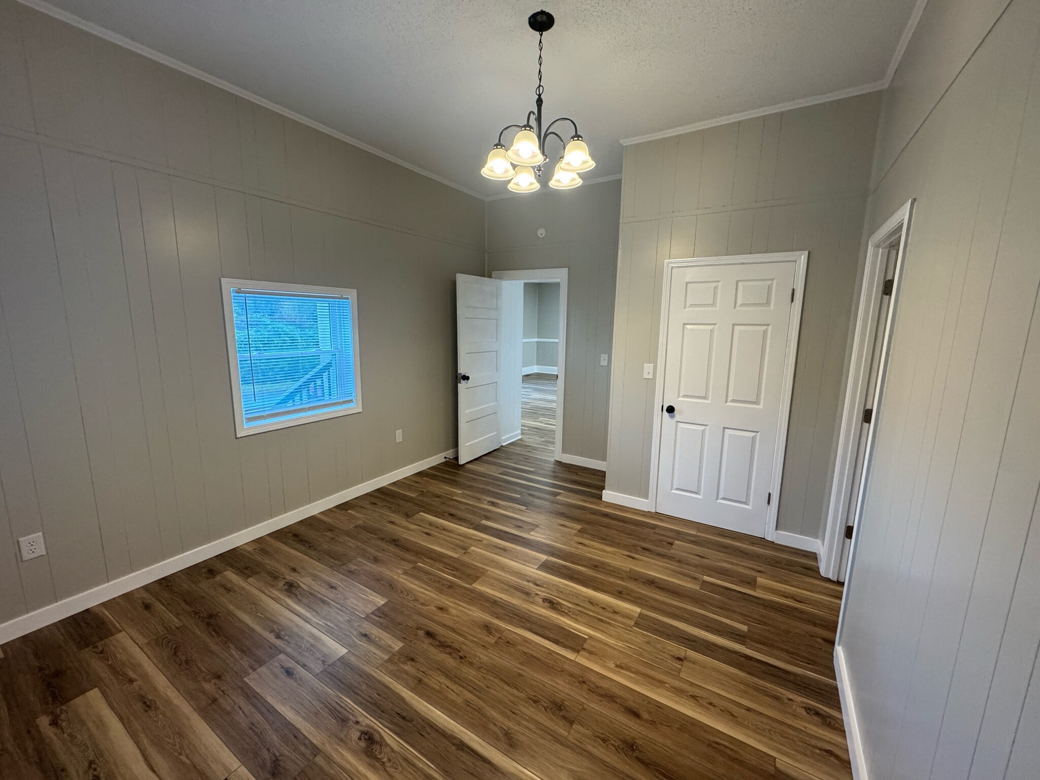 Building Photo - 13 Smythe St