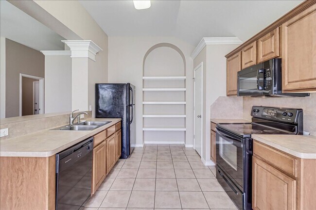 Building Photo - 2317 Tropical Wind Dr