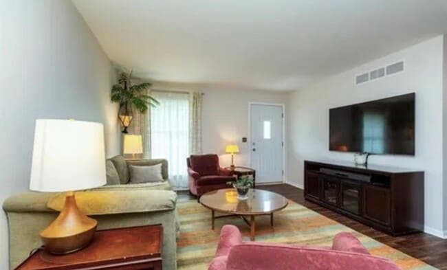 Building Photo - 27621 Long St