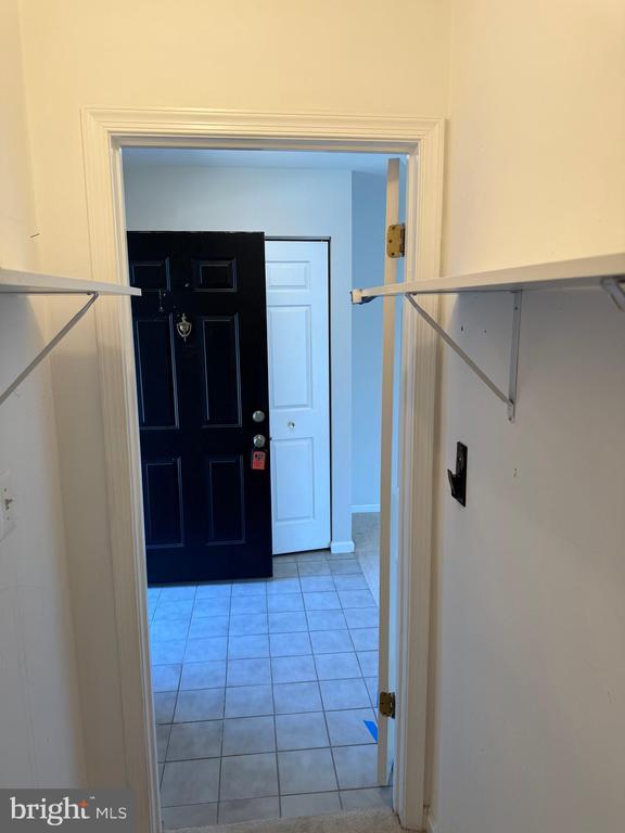 Building Photo - 5866 Orchard Hill Ct