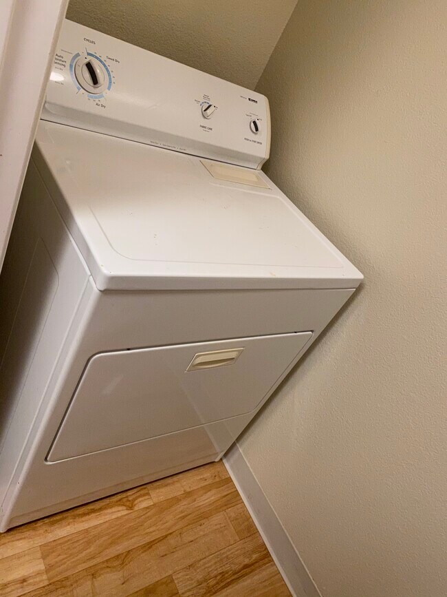 Dryer - 480 Bollinger Canyon Ln