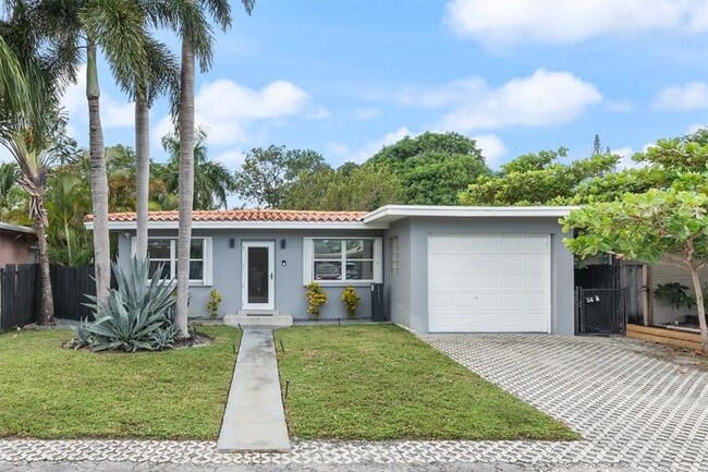 Building Photo - 1409 NE 2nd Ave