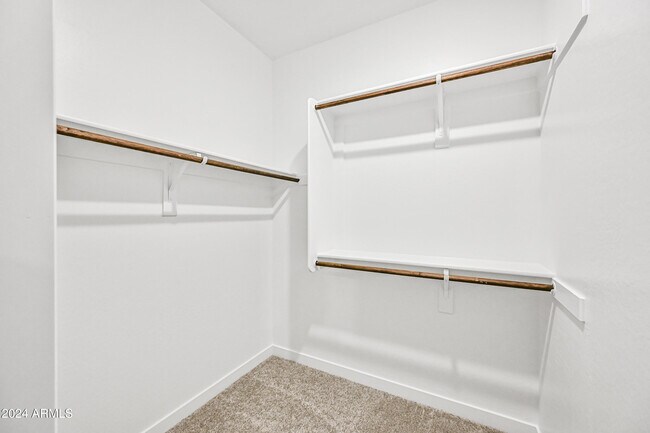 Building Photo - 7574 W Jackrabbit Ln