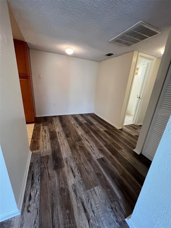 Building Photo - 6043 Village Cir S