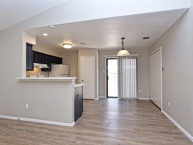 Building Photo - Berkett Drive