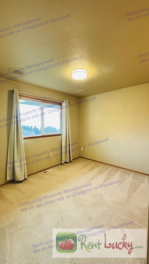 Building Photo - Browns Point View Home in Harbor Ridge | Large Yard | Beautiful View