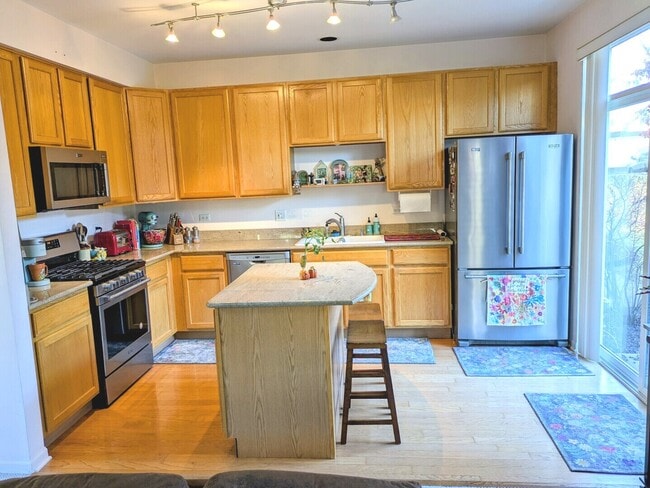 Building Photo - 2927 Falling Waters Ln