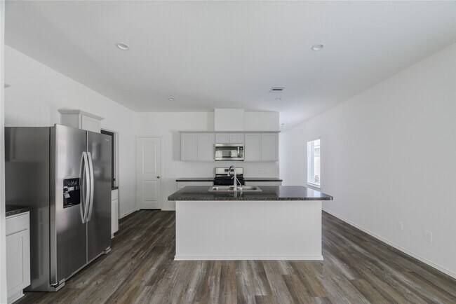 Building Photo - 5619 Simcrest Grove Dr