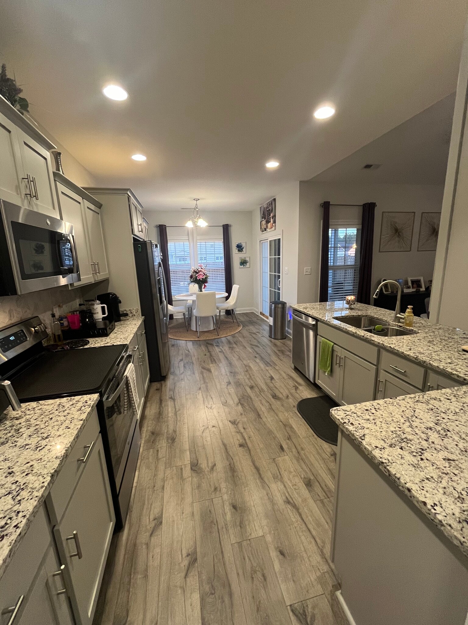 LVP in Kitchen - 347 Water Wagon Trl