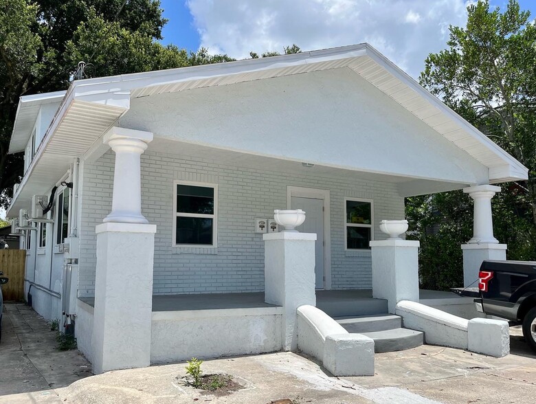 Building Photo - 3007 Sanchez St