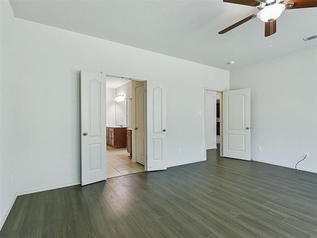 Building Photo - 5105 Marina Dr