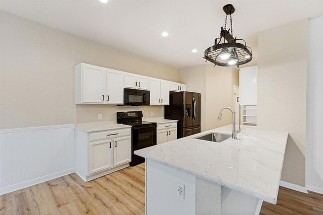 Building Photo - 9614 Magna Carta Loop