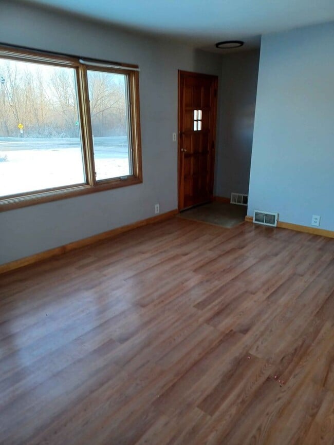 Building Photo - 20515 Chippendale Ave