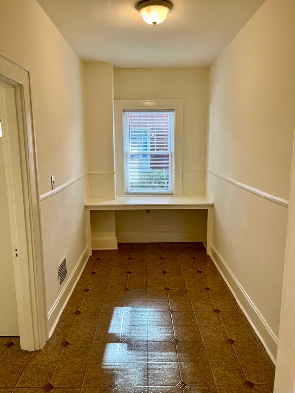 Building Photo - 1312 Fontaine Rd