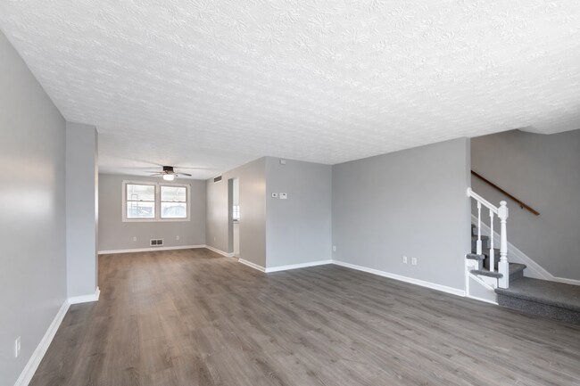 Building Photo - Spacious 3 Bedroom Home | Central AC | Finished Basement | Parking