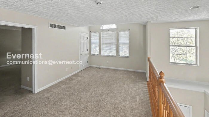 Building Photo - 6330 Wyler Dr