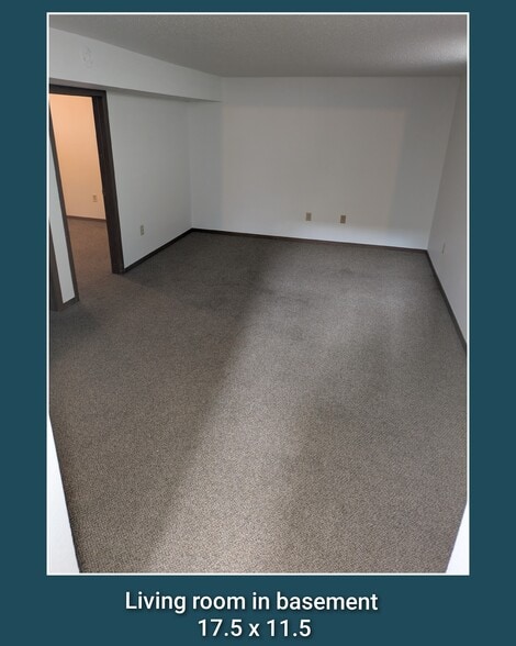 Lower Level Living Room - 1622 Market St