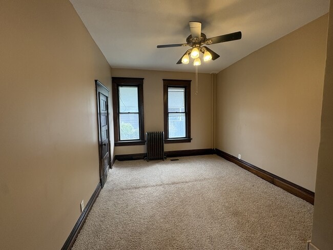 Building Photo - 110 S 4th St