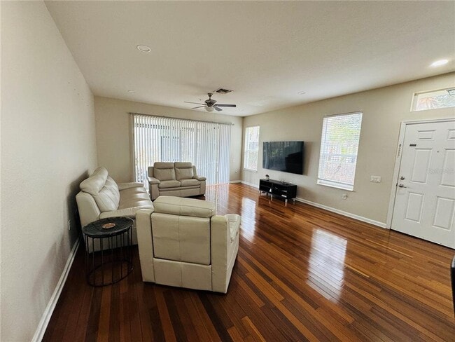 Building Photo - 6908 Sperone St