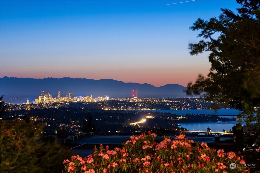 Building Photo - 14407 SE 55th St