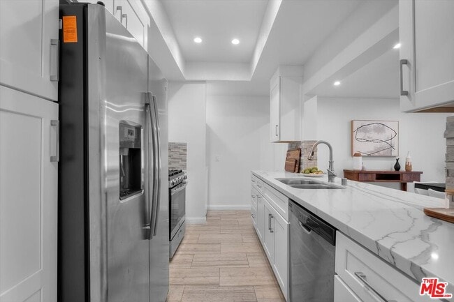 Building Photo - 1650 Veteran Ave