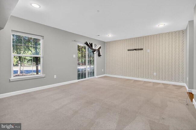 Building Photo - 7714 sentry Terrace