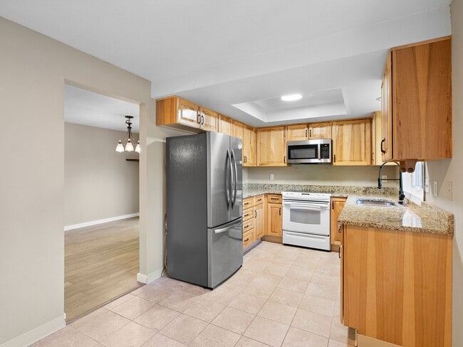 Building Photo - 1107 Meadowview Ct