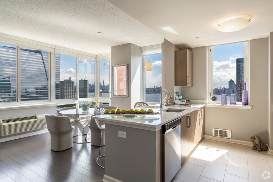 2BD, 2BA - The BLVD Collection