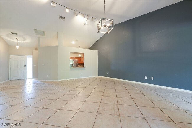 Building Photo - 430 St Andrews Blvd