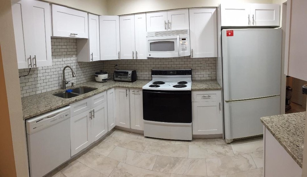 Building Photo - 510 Orange Dr