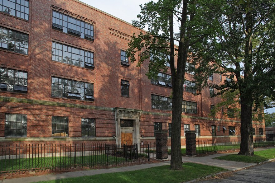 Hyacinth Lofts Cleveland, OH Apartment Finder