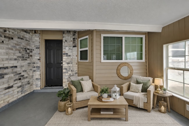 Building Photo - Move-In Ready 4BR Home in Arlington | Sunroom & Large Yard near DFW