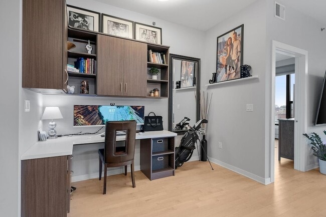 Building Photo - 740 Portland Ave