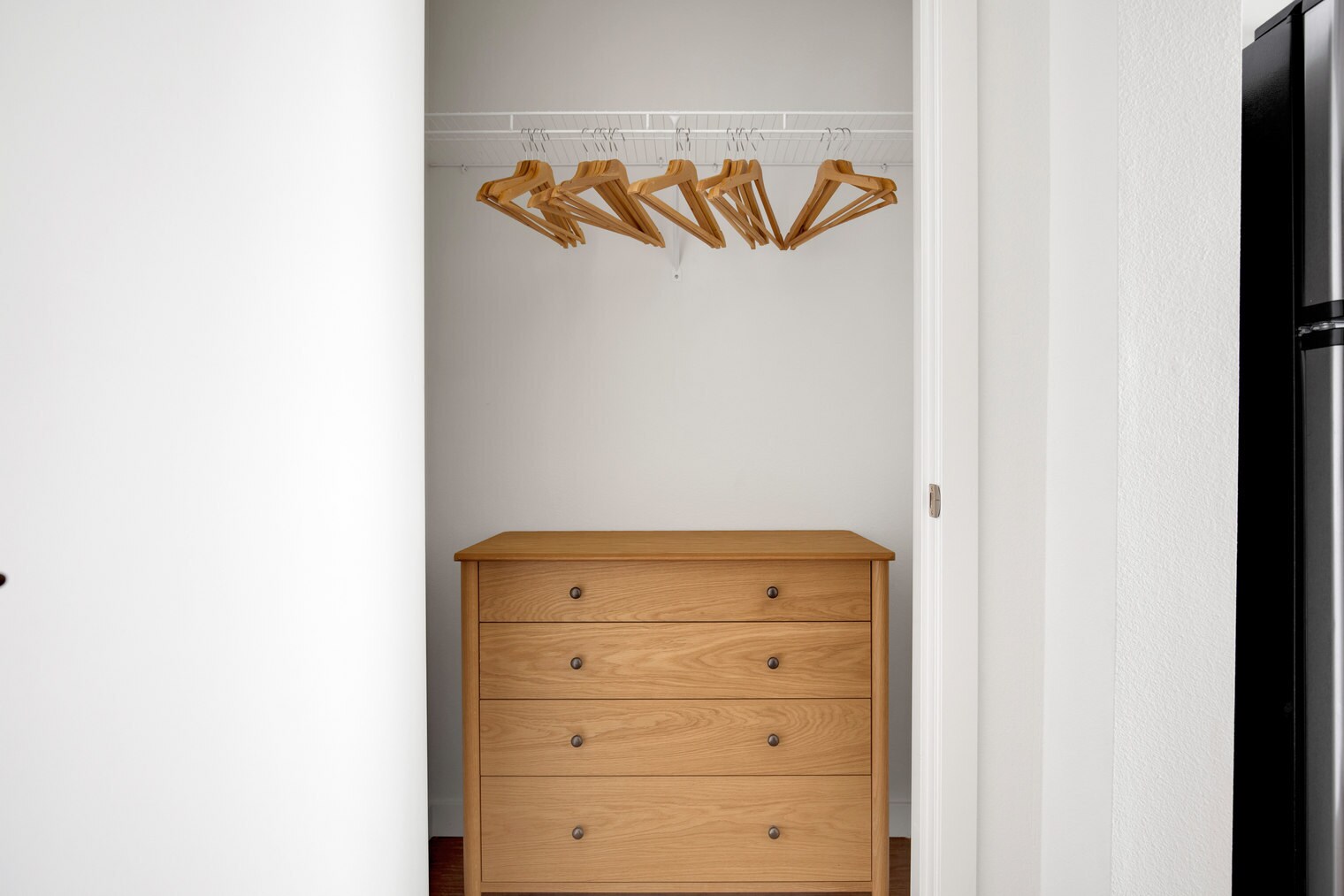 Building Photo - 330 3rd Ave W