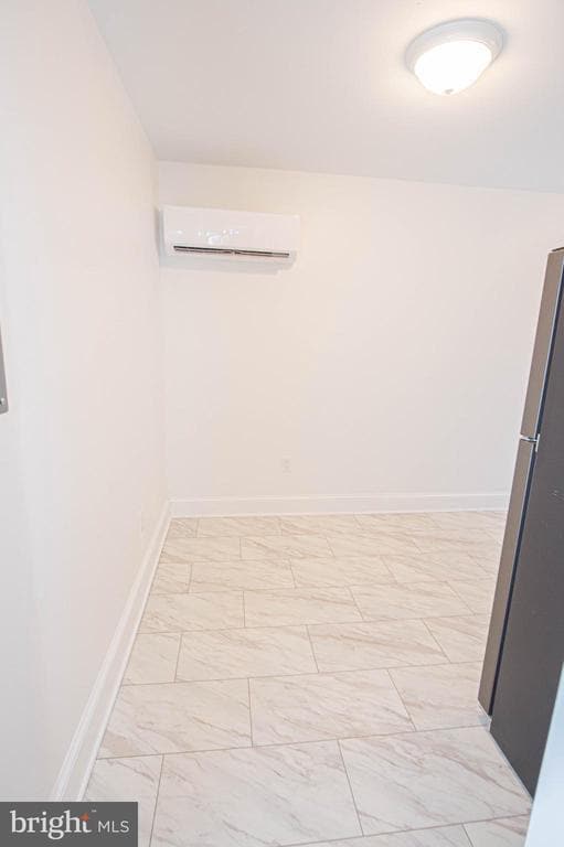 Building Photo - 308 N Division St