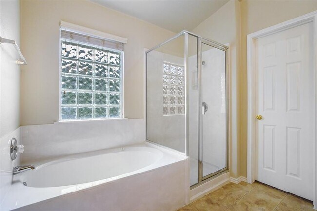 Building Photo - 11705 Raymond C Ewry Ln